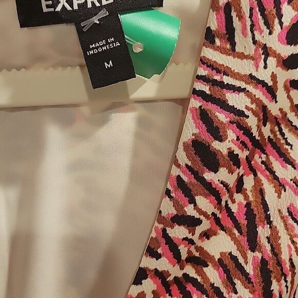 Express Asymmetrical Dress in Purple and White - Picture 6 of 10